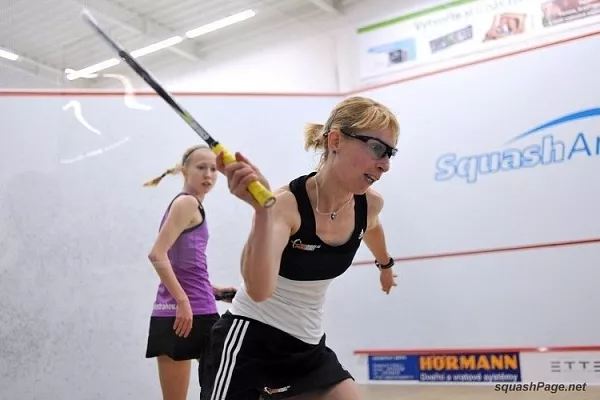 Zuzana Kubáňová squash