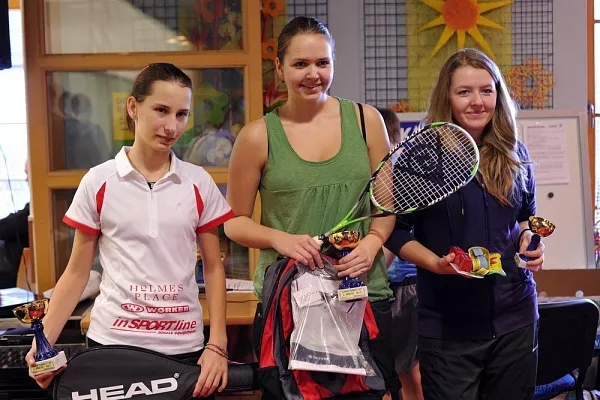 Jirásková Eliška, Hájková Michaela, Elznicová Tereza squash